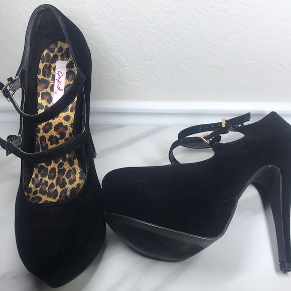 Black Suede Stilettos - Picture 3 of 3